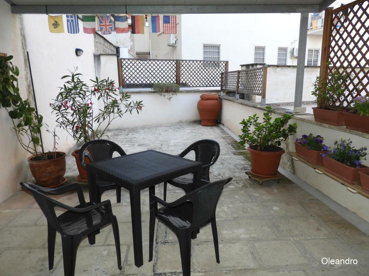 Oleandro E Glicine Apartamento Lecce Exterior foto
