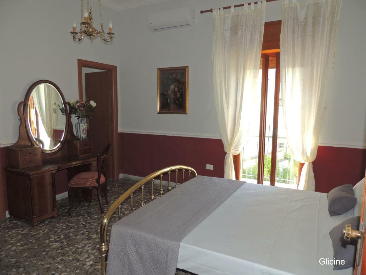 Oleandro E Glicine Apartamento Lecce Exterior foto